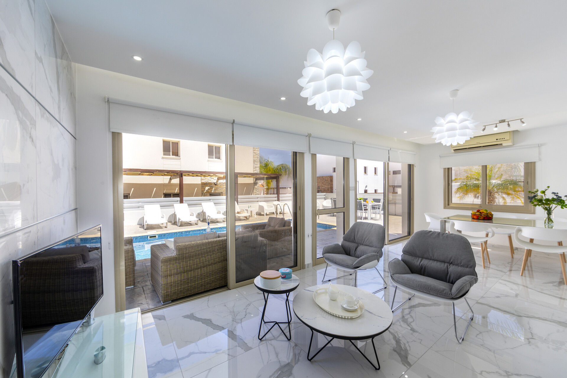 Vam in vaši družini bo všeč ta vila s 5 zvezdicami in zasebnim bazenom, Protaras Villa 1500