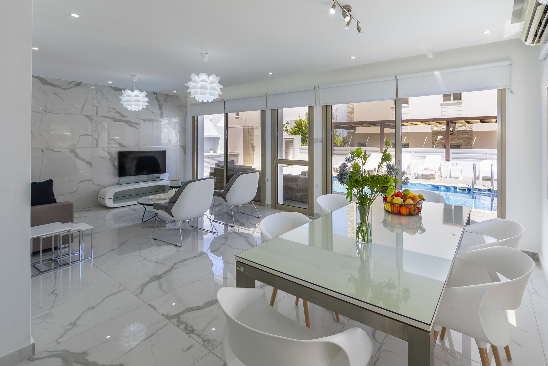 Vam in vaši družini bo všeč ta vila s 5 zvezdicami in zasebnim bazenom, Protaras Villa 1500