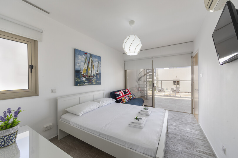 Vam in vaši družini bo všeč ta vila s 5 zvezdicami in zasebnim bazenom, Protaras Villa 1500