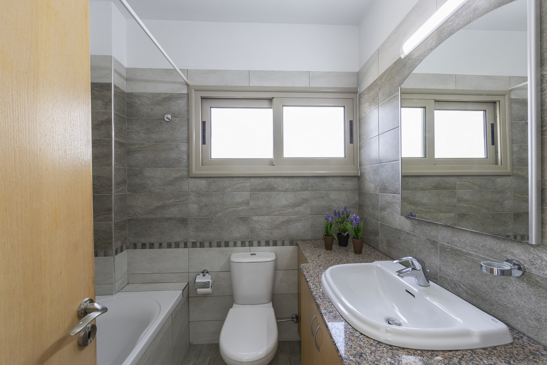 Vam in vaši družini bo všeč ta vila s 5 zvezdicami in zasebnim bazenom, Protaras Villa 1500