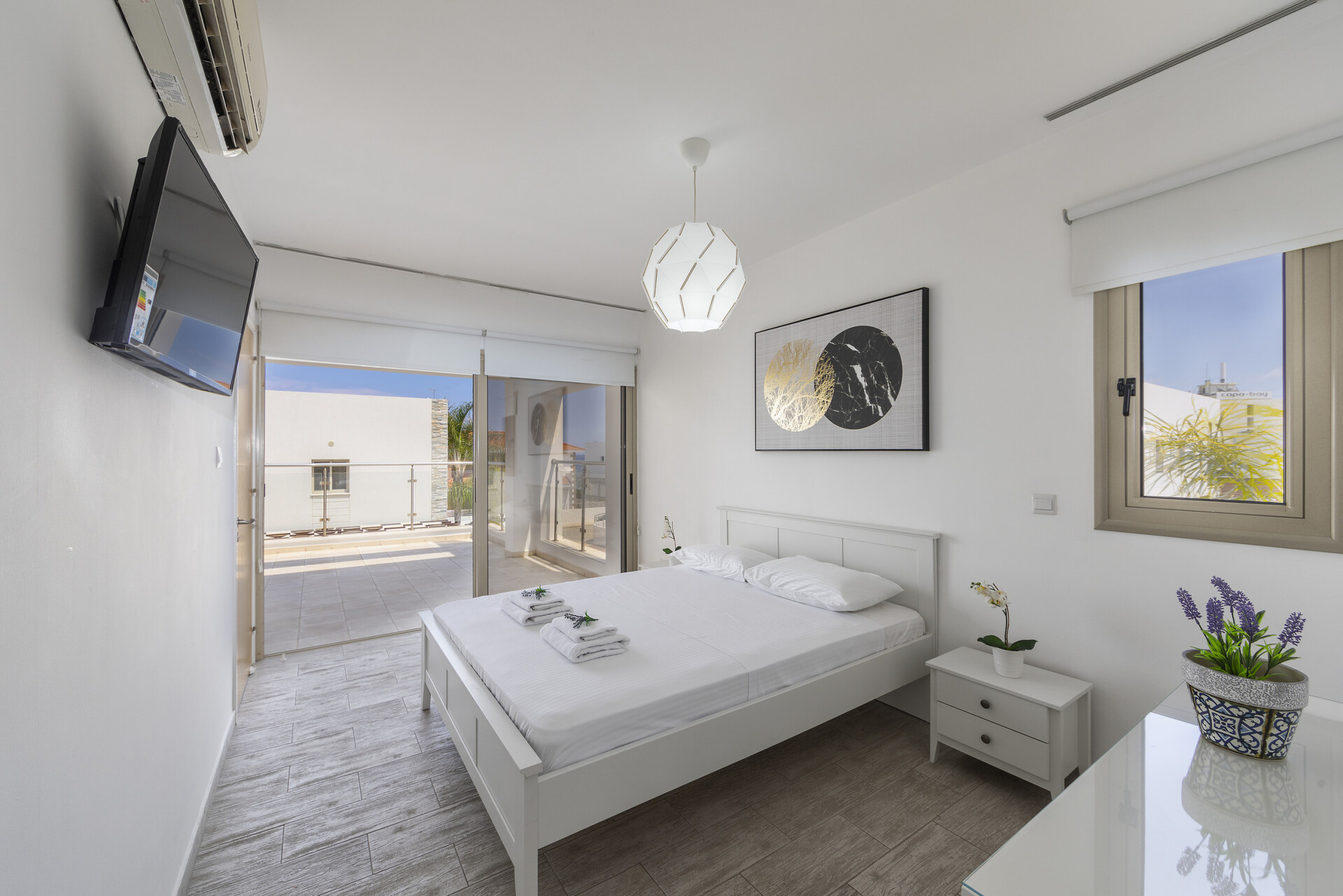 Vam in vaši družini bo všeč ta vila s 5 zvezdicami in zasebnim bazenom, Protaras Villa 1500