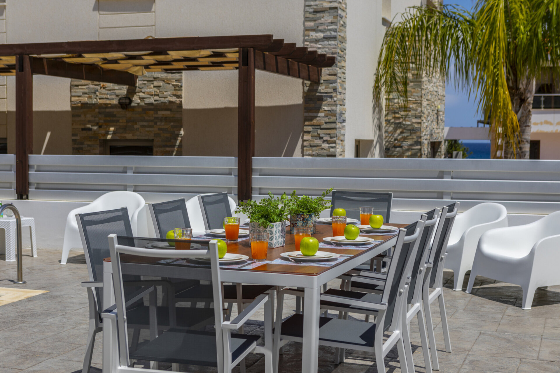 Vam in vaši družini bo všeč ta vila s 5 zvezdicami in zasebnim bazenom, Protaras Villa 1500