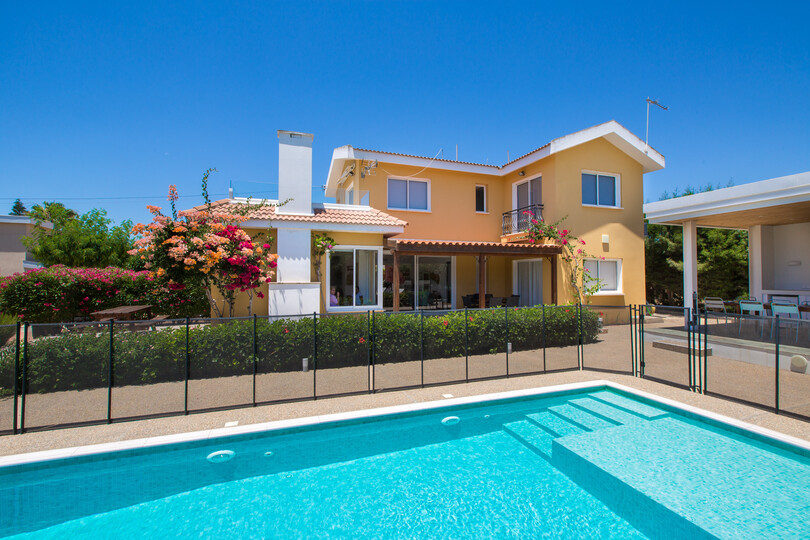 Vam in vaši družini bo všeč ta vila s 5 zvezdicami in zasebnim bazenom, vila Ayia Napa 1372