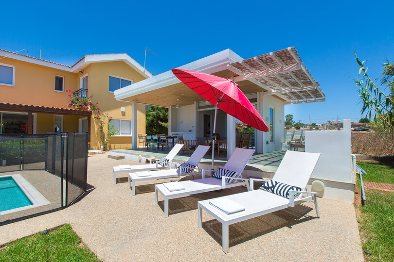 Vam in vaši družini bo všeč ta vila s 5 zvezdicami in zasebnim bazenom, vila Ayia Napa 1372