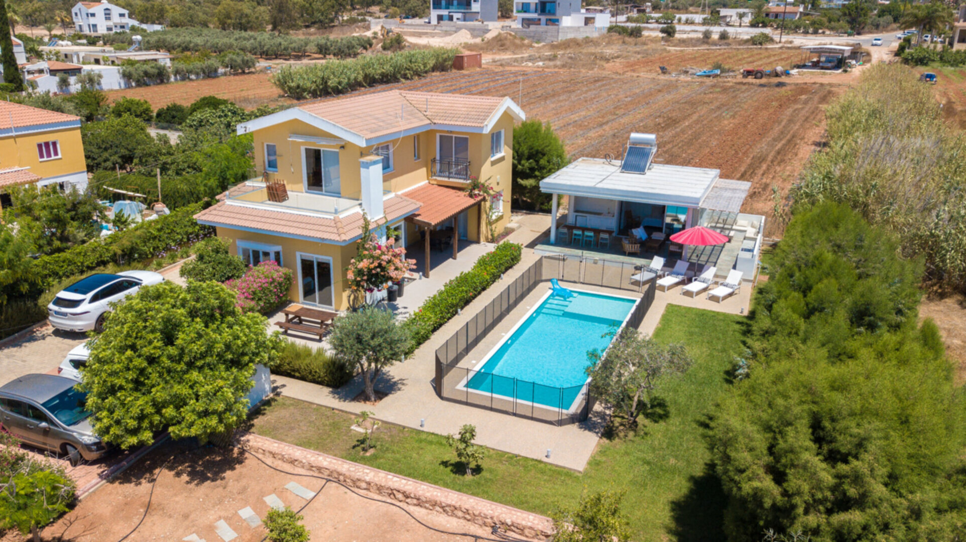 Vam in vaši družini bo všeč ta vila s 5 zvezdicami in zasebnim bazenom, vila Ayia Napa 1372
