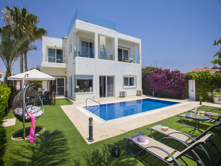 Vam in vaši družini bo všeč ta vila s 5 zvezdicami in zasebnim bazenom, vila Ayia Napa 1373