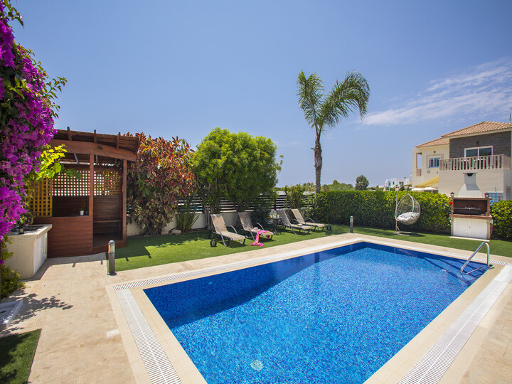 Vam in vaši družini bo všeč ta vila s 5 zvezdicami in zasebnim bazenom, vila Ayia Napa 1373