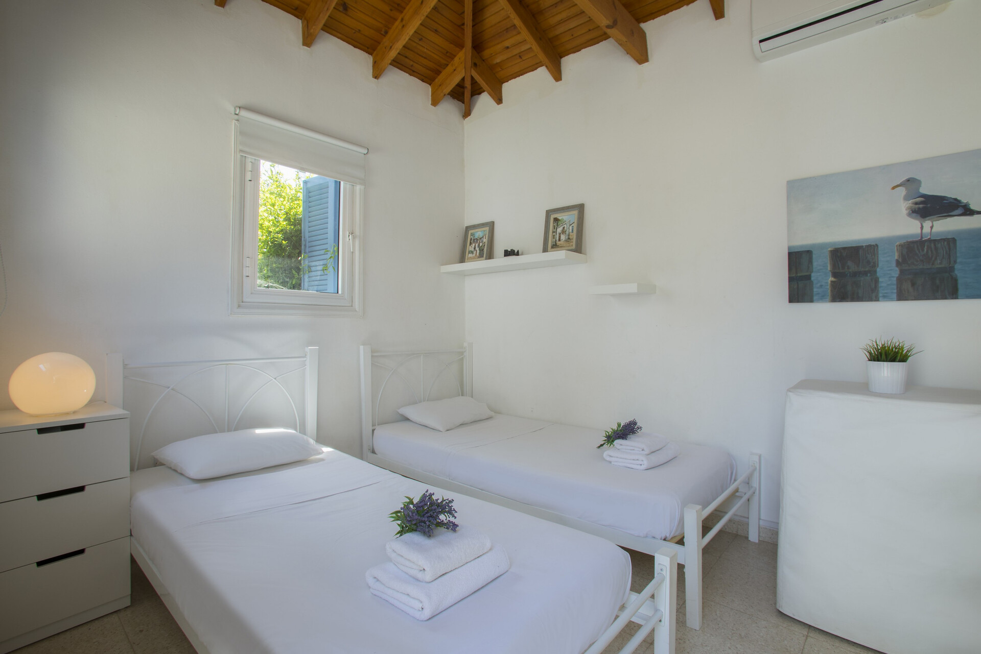 Kako najeti lastno vilo v Protarasu s fantastičnim zasebnim bazenom, Protaras Villa 1534