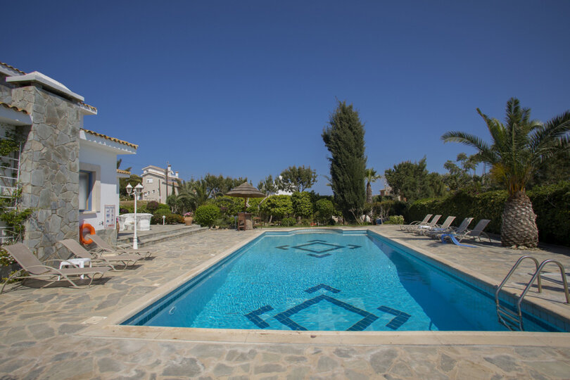 Kako najeti lastno vilo v Protarasu s fantastičnim zasebnim bazenom, Protaras Villa 1534