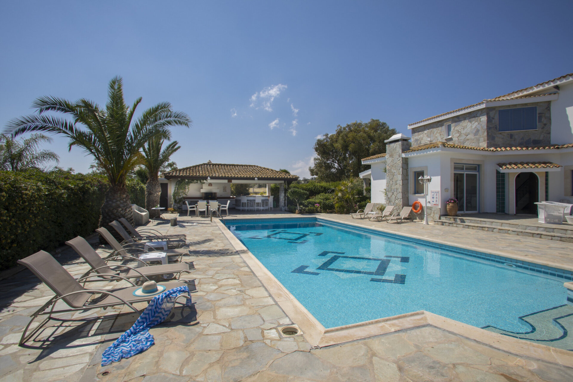 Kako najeti lastno vilo v Protarasu s fantastičnim zasebnim bazenom, Protaras Villa 1534