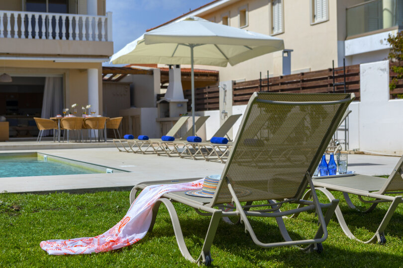 Vam in vaši družini bo všeč ta vila ob plaži s 5 zvezdicami, Protaras Villa 1536