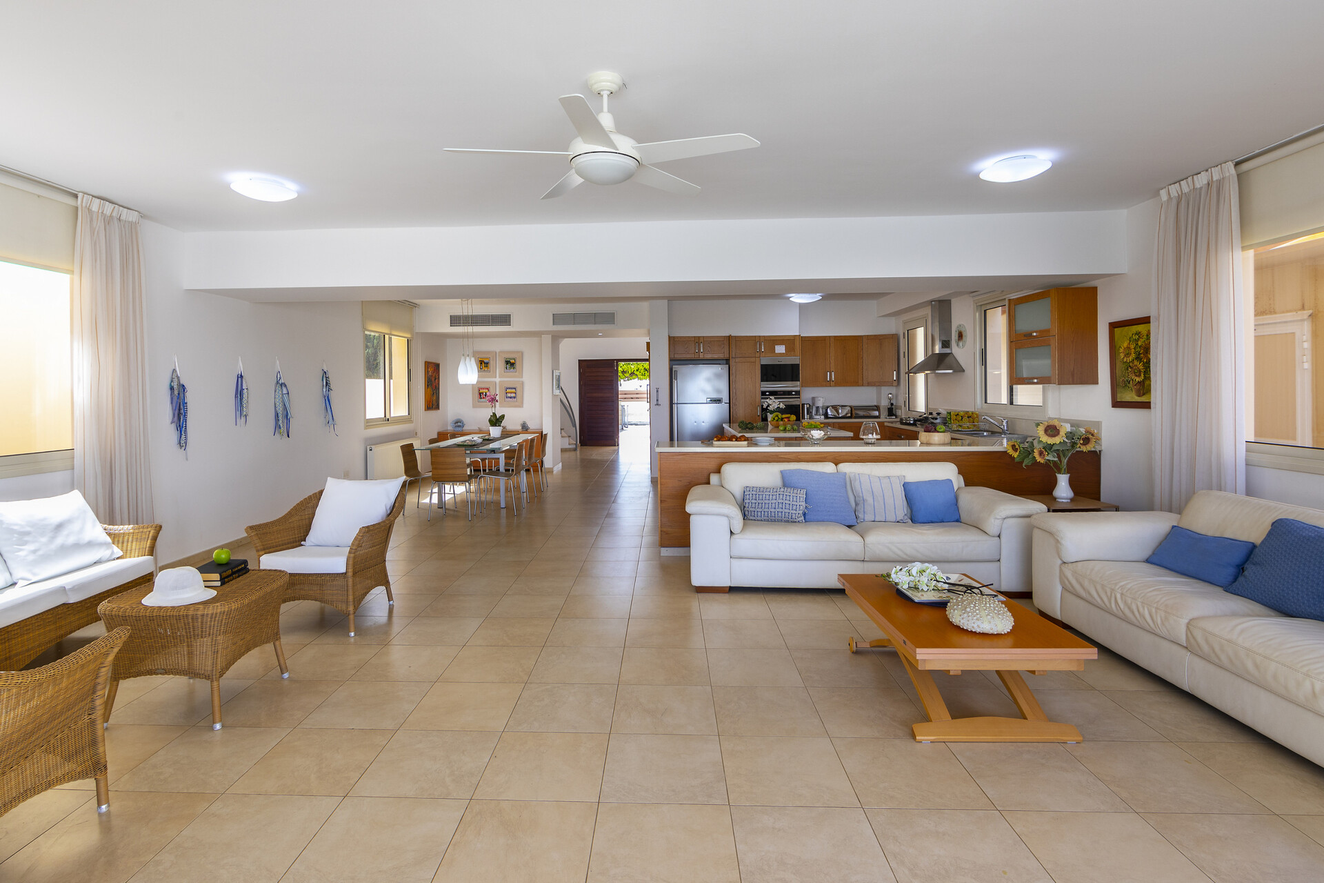 Vam in vaši družini bo všeč ta vila ob plaži s 5 zvezdicami, Protaras Villa 1536