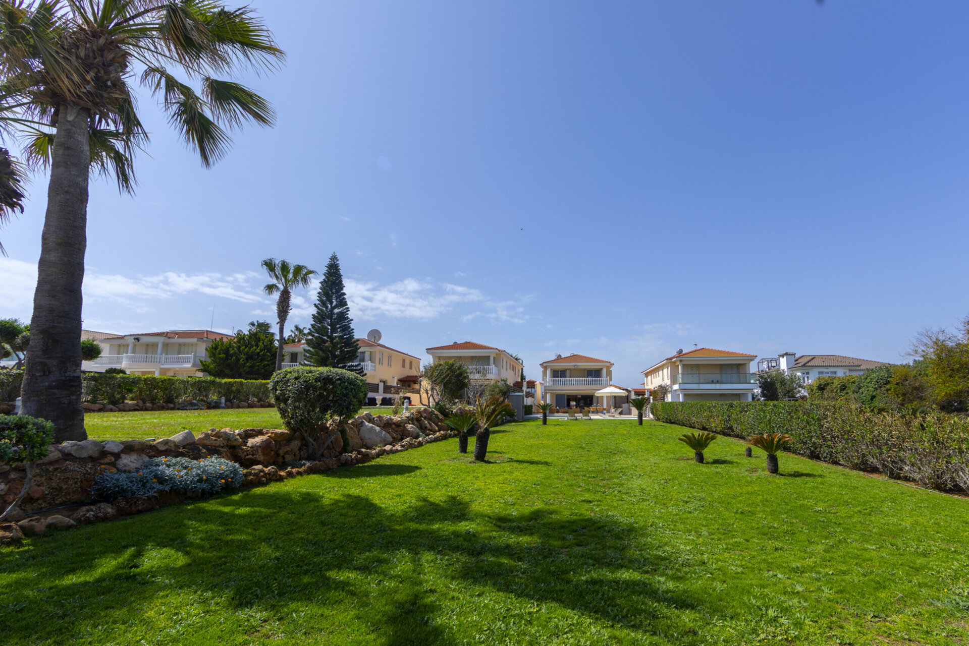 Vam in vaši družini bo všeč ta vila ob plaži s 5 zvezdicami, Protaras Villa 1536