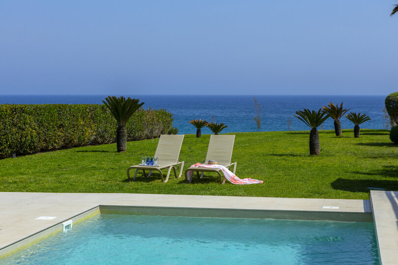 Vam in vaši družini bo všeč ta vila ob plaži s 5 zvezdicami, Protaras Villa 1536