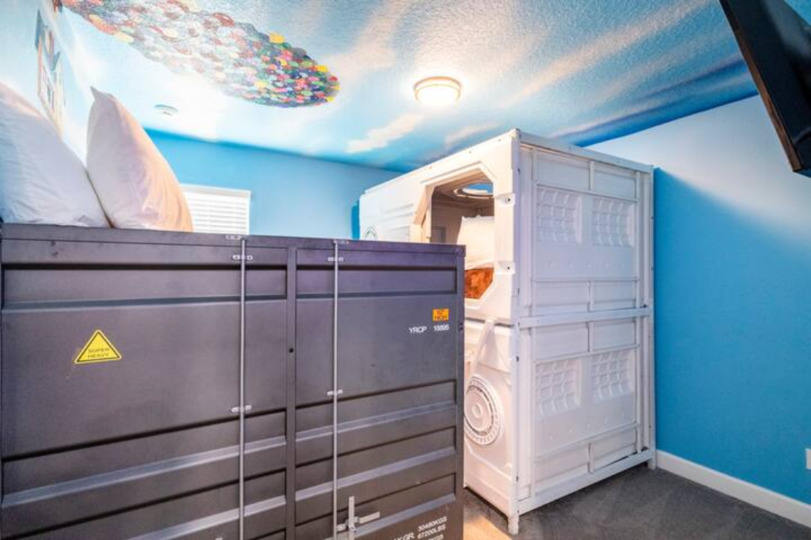 Ekskluzivni dvorec z velikim zasebnim bazenom na Veranda Palms, dvorec Orlando 5378