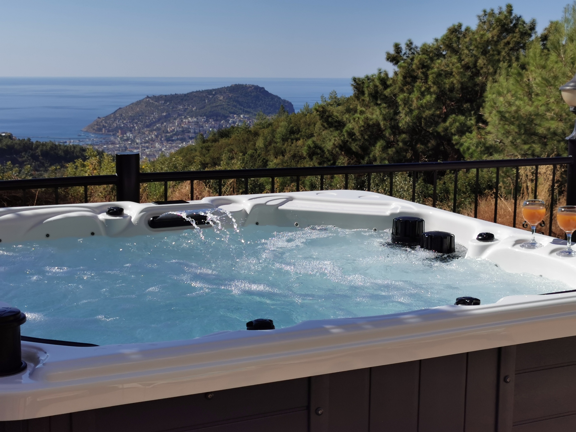 Vila s 5 zvezdicami, ogrevan zasebni bazen in jacuzzi, 1039