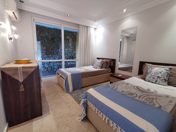 Vila s 5 zvezdicami, ogrevan zasebni bazen in jacuzzi, 1039