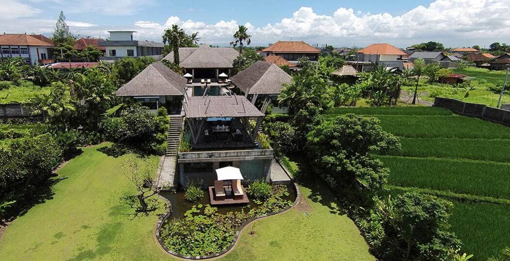 Predstavljajte si, da vaša družina najame to luksuzno vilo v balijskem slogu, Bali Villa 2120
