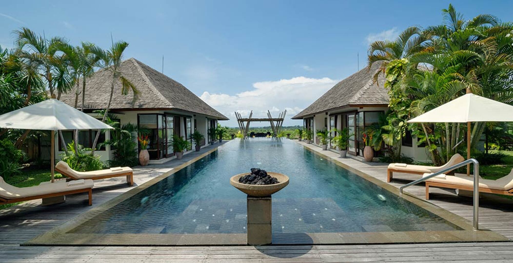 Predstavljajte si, da vaša družina najame to luksuzno vilo v balijskem slogu, Bali Villa 2120