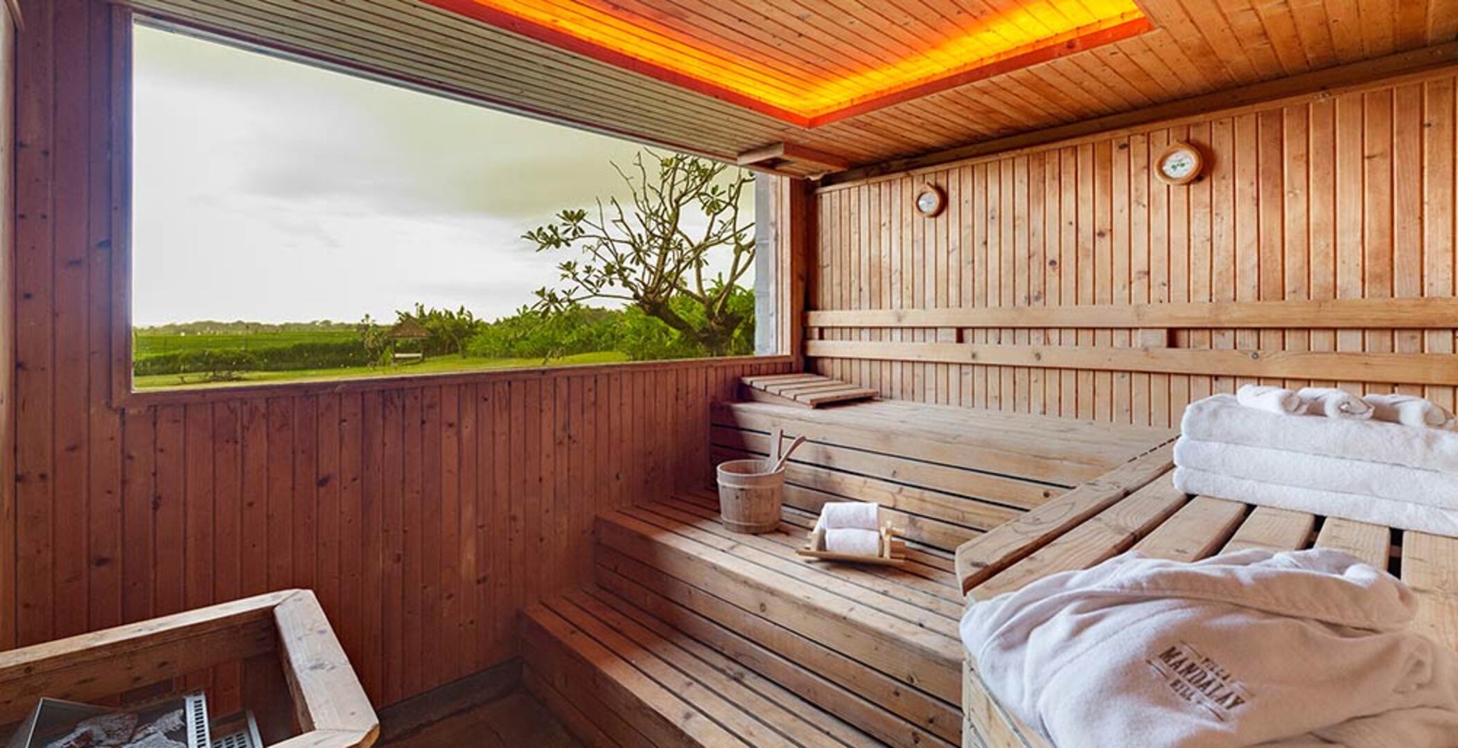 Predstavljajte si, da vaša družina najame to luksuzno vilo v balijskem slogu, Bali Villa 2120