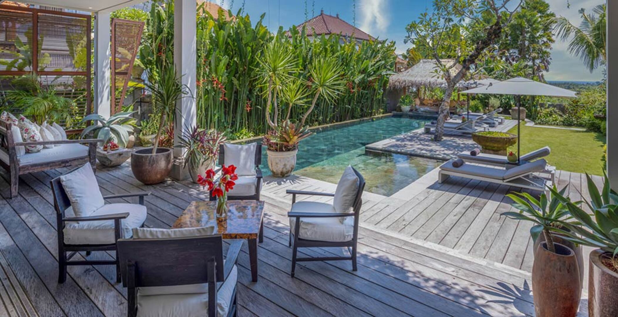 Predstavljajte si, da vaša družina najame to luksuzno vilo v balijskem slogu, Bali Villa 2120