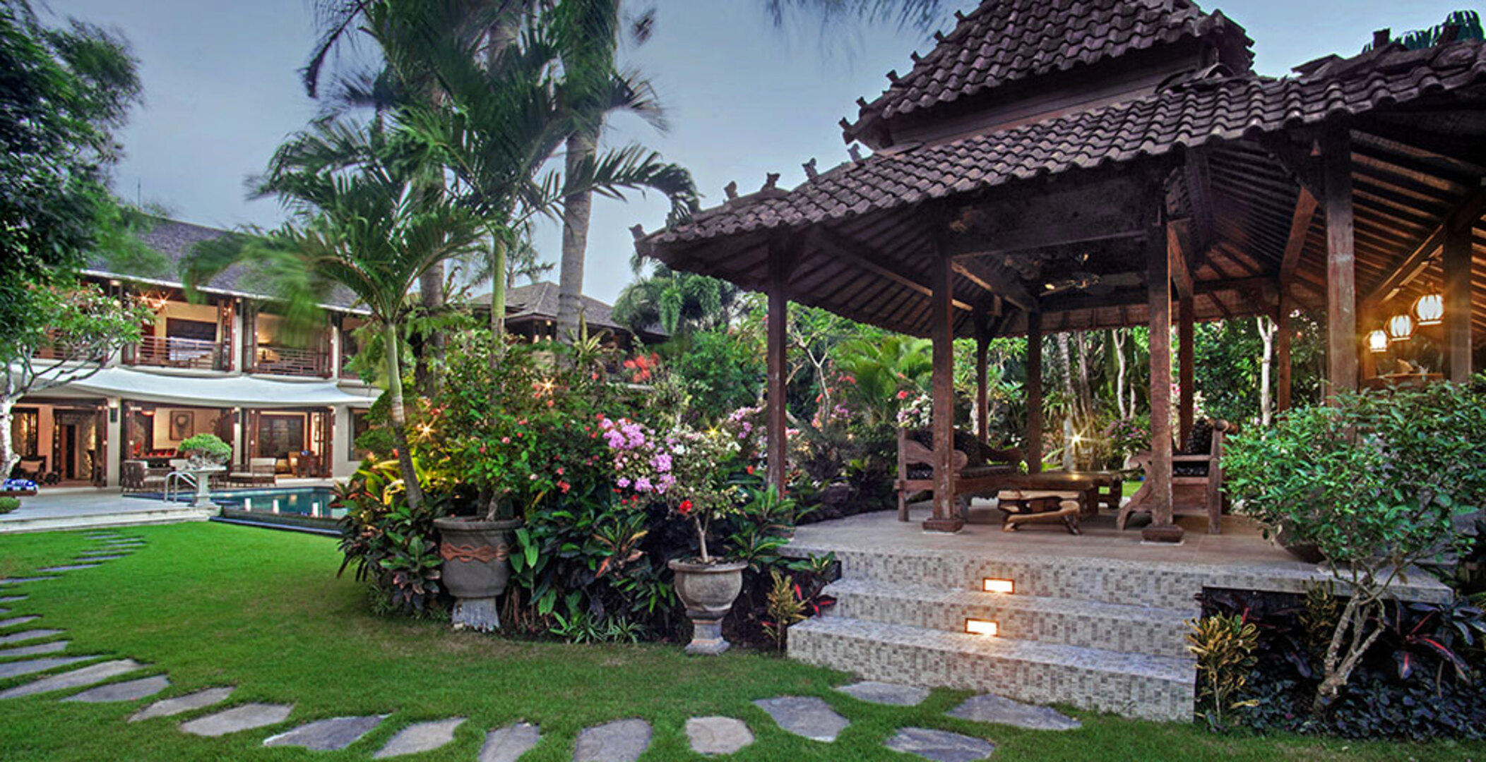 Chic Retreat: Vila s 5 spalnicami na Baliju, 2253
