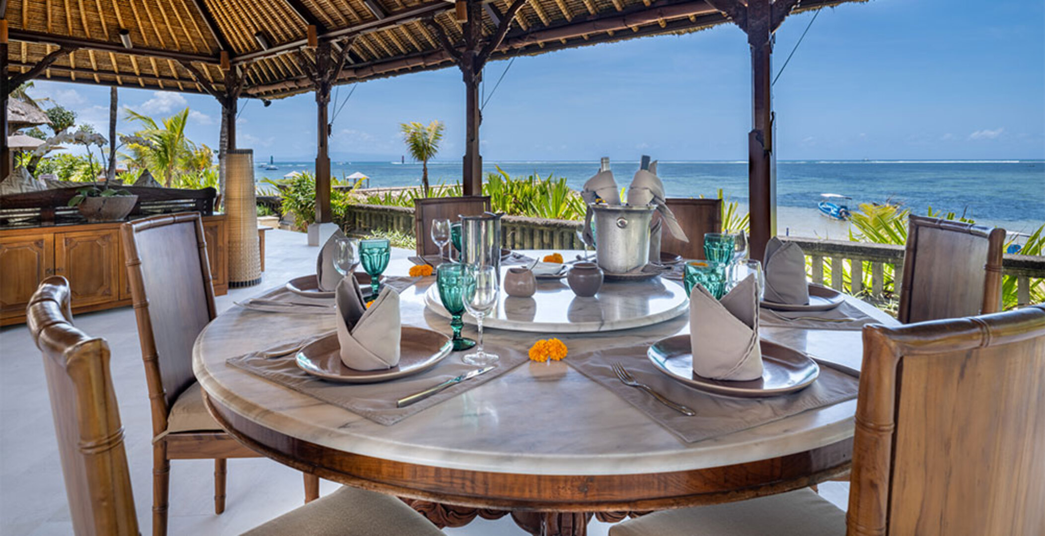 Čudovita vila s 5 zvezdicami na vrhunski lokaciji v Sanurju, Bali Villa 2123