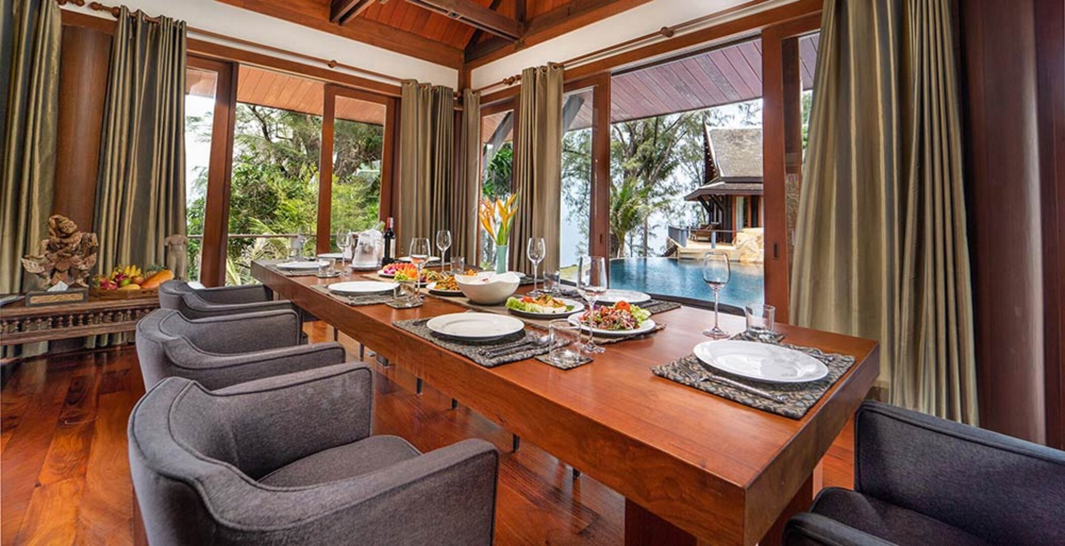 Našli ste popolno vilo s 5 zvezdicami z zasebnim kuharjem, Phuket Villa 1064