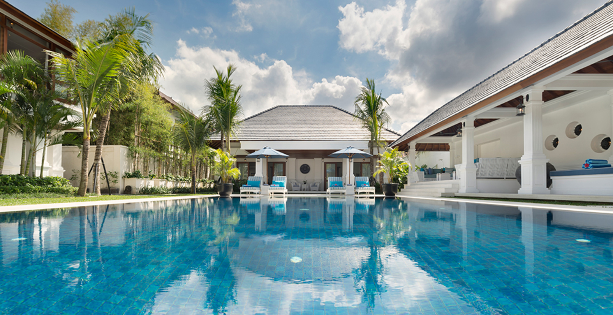 Predstavljajte si to ... Uživate na počitnicah v Seminyaku na Baliju in bivate v vili s 5 zvezdicami, Bali Villa 2128