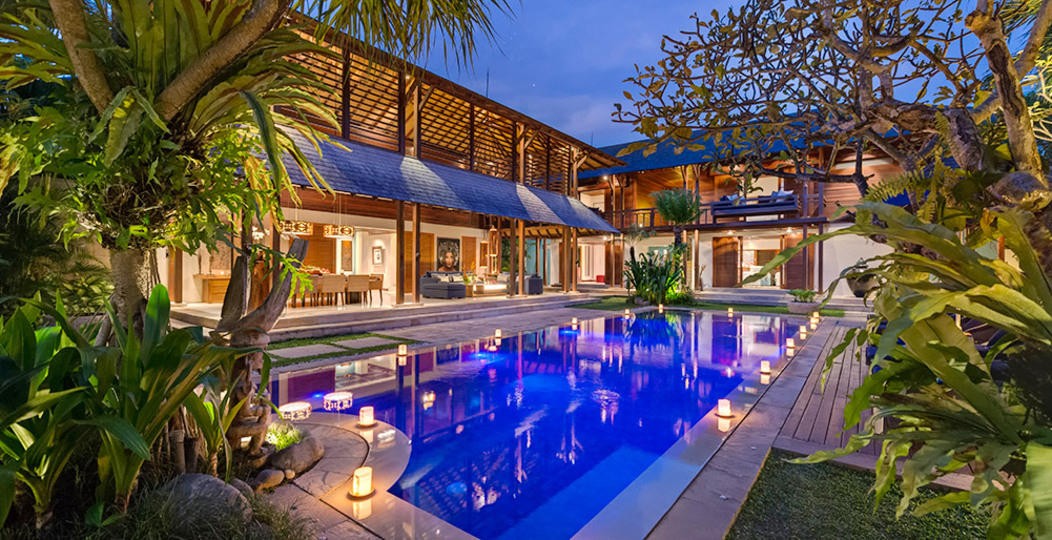 Čudovita vila s 5 zvezdicami na vrhunski lokaciji v Seminyaku, Bali Villa 2129