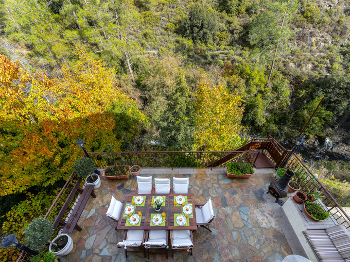 Vam in vaši družini bo všeč ta vila v bližini čudovitega mesta Limassol, Limassol Villa 1003