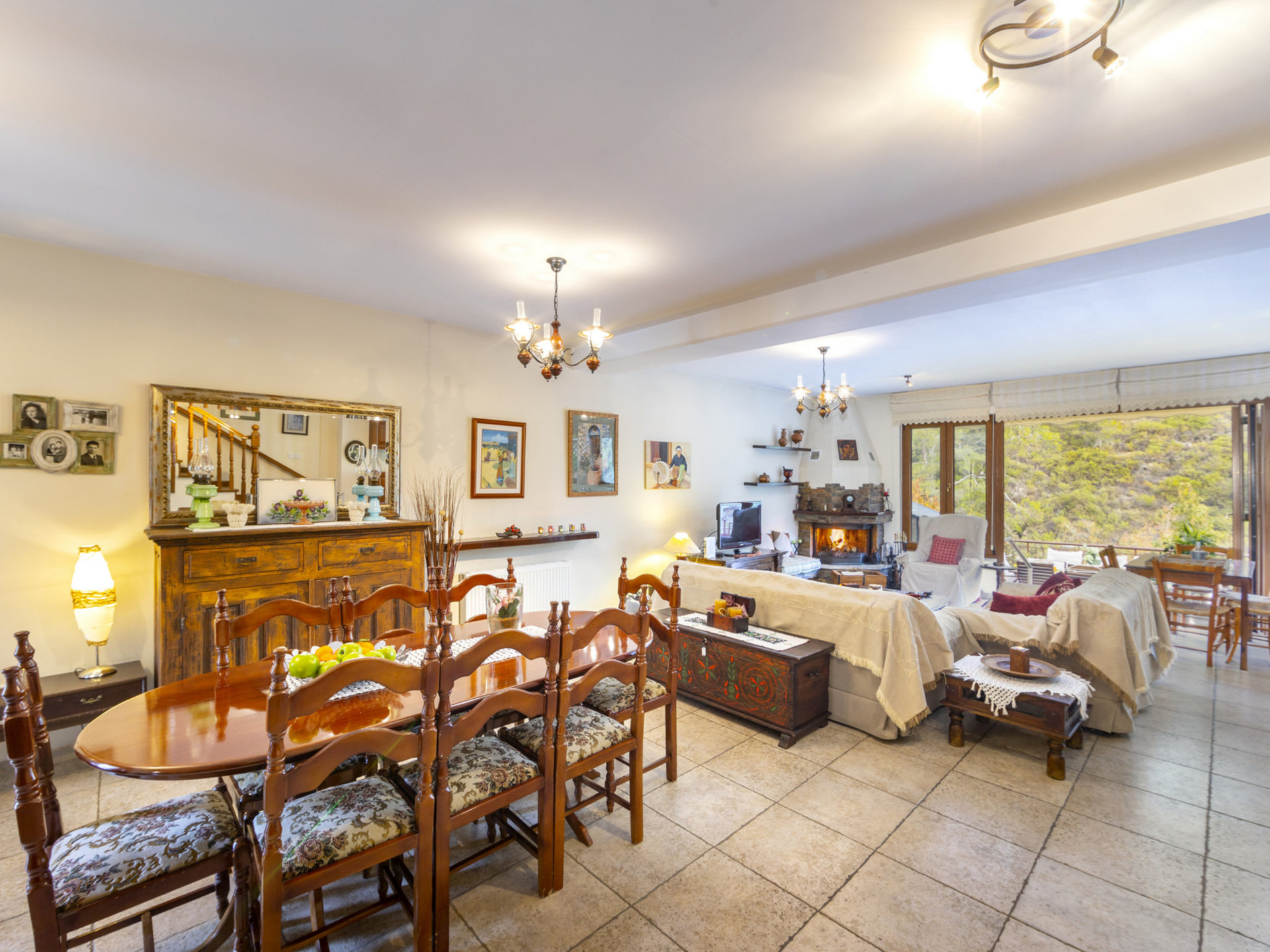 Vam in vaši družini bo všeč ta vila v bližini čudovitega mesta Limassol, Limassol Villa 1003