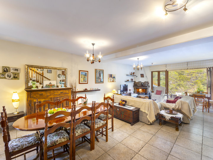 Vam in vaši družini bo všeč ta vila v bližini čudovitega mesta Limassol, Limassol Villa 1003