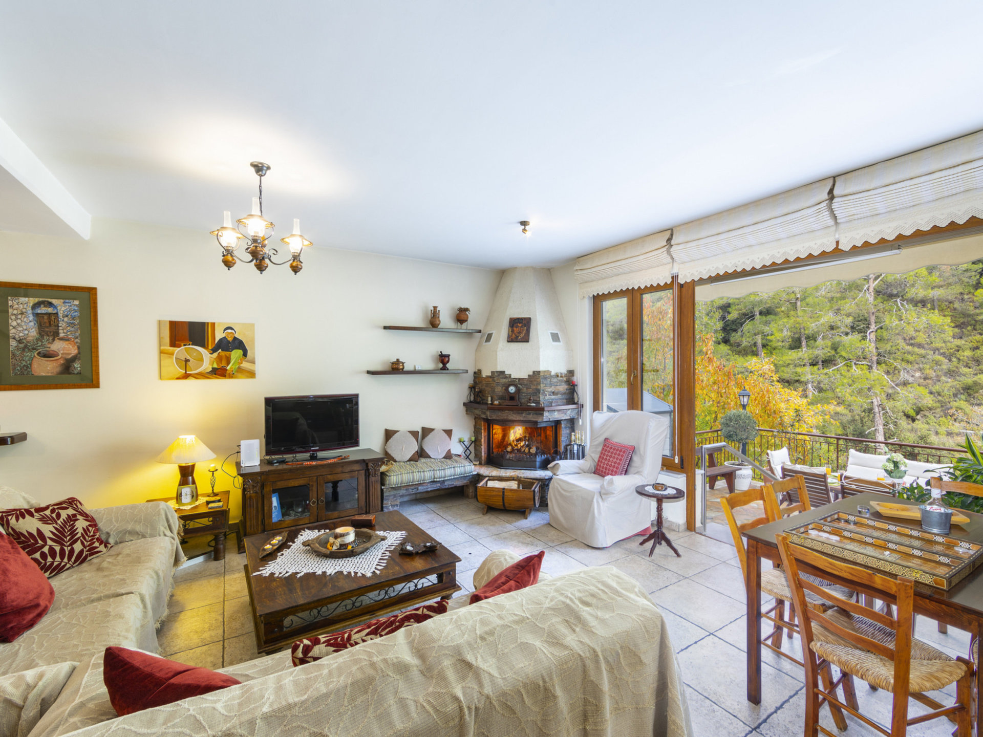 Vam in vaši družini bo všeč ta vila v bližini čudovitega mesta Limassol, Limassol Villa 1003