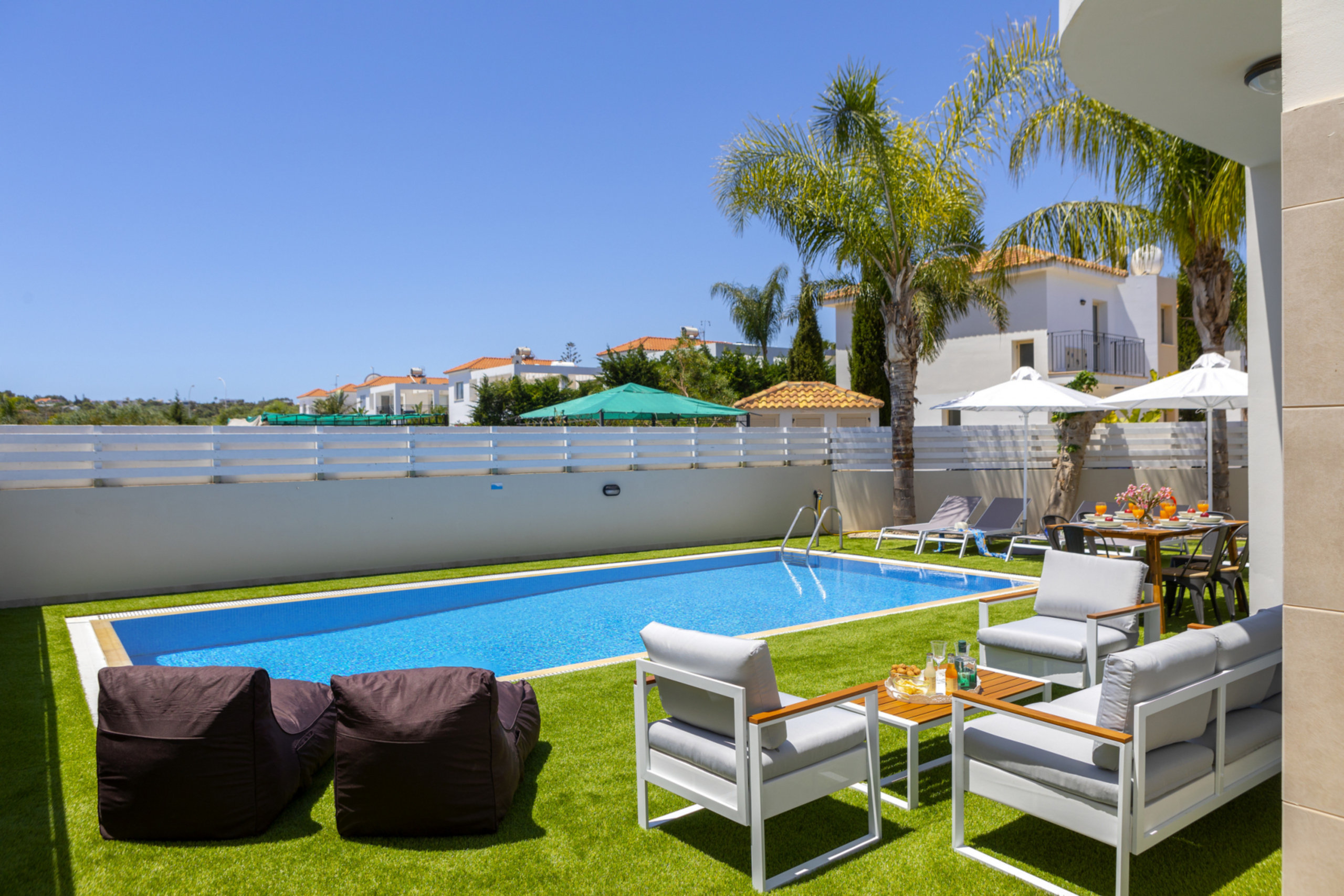 Vaša čudovita počitniška vila v Protarasu in njenih čudovitih plažah, Protaras Villa 1570
