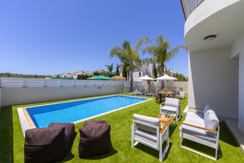 Vaša čudovita počitniška vila v Protarasu in njenih čudovitih plažah, Protaras Villa 1570