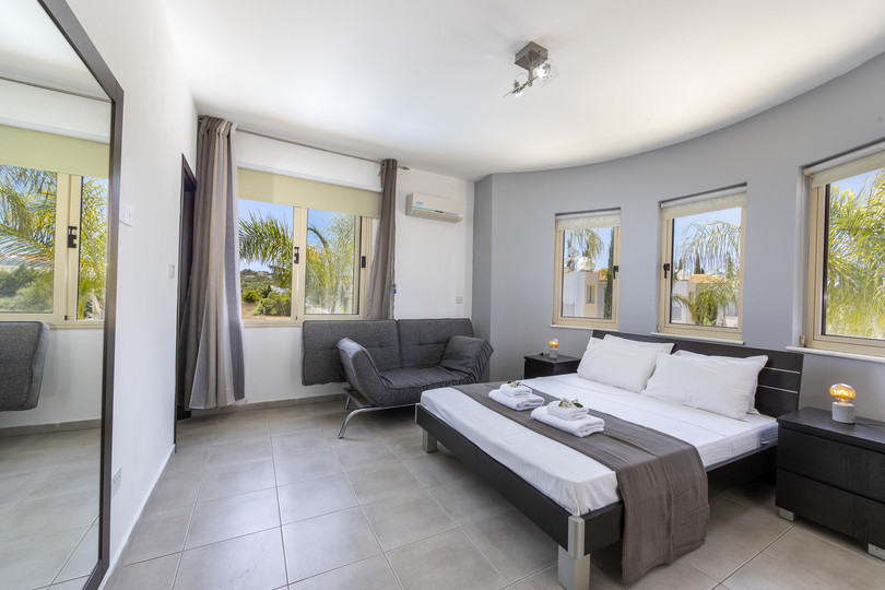 Vaša čudovita počitniška vila v Protarasu in njenih čudovitih plažah, Protaras Villa 1570