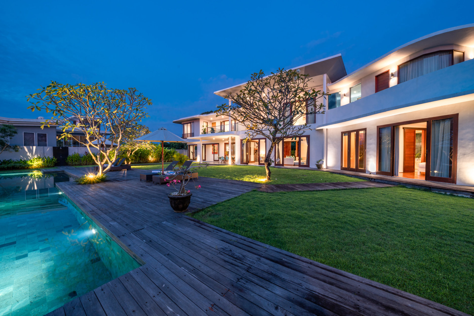 Najboljša počitniška vila s 5 zvezdicami v Kabupaten Badung z zasebnim bazenom, Bali Villa 2097