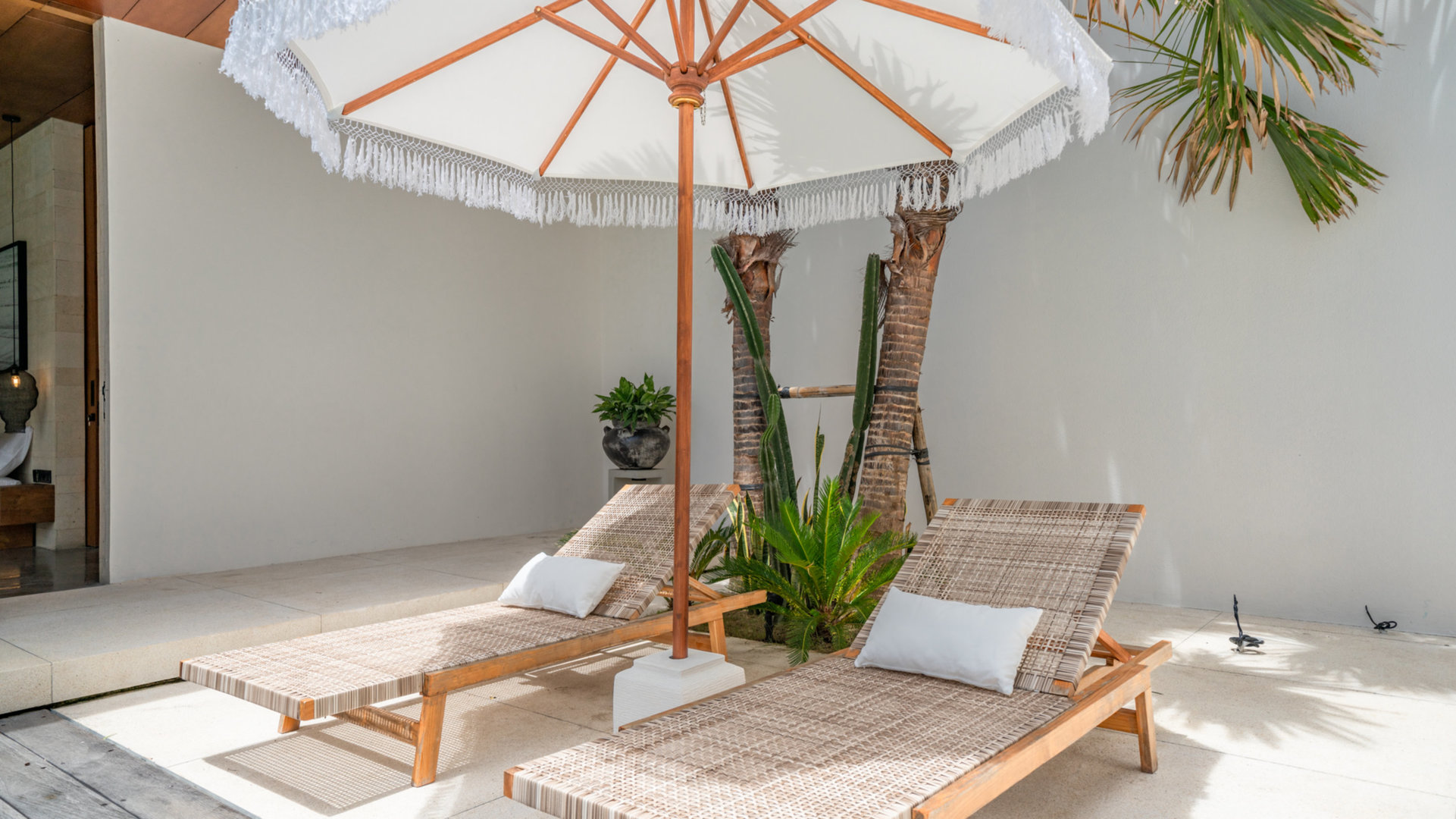 Najboljša počitniška vila s 5 zvezdicami v Kabupaten Badungu z zasebnim bazenom in polnim osebjem, Bali Villa 2098