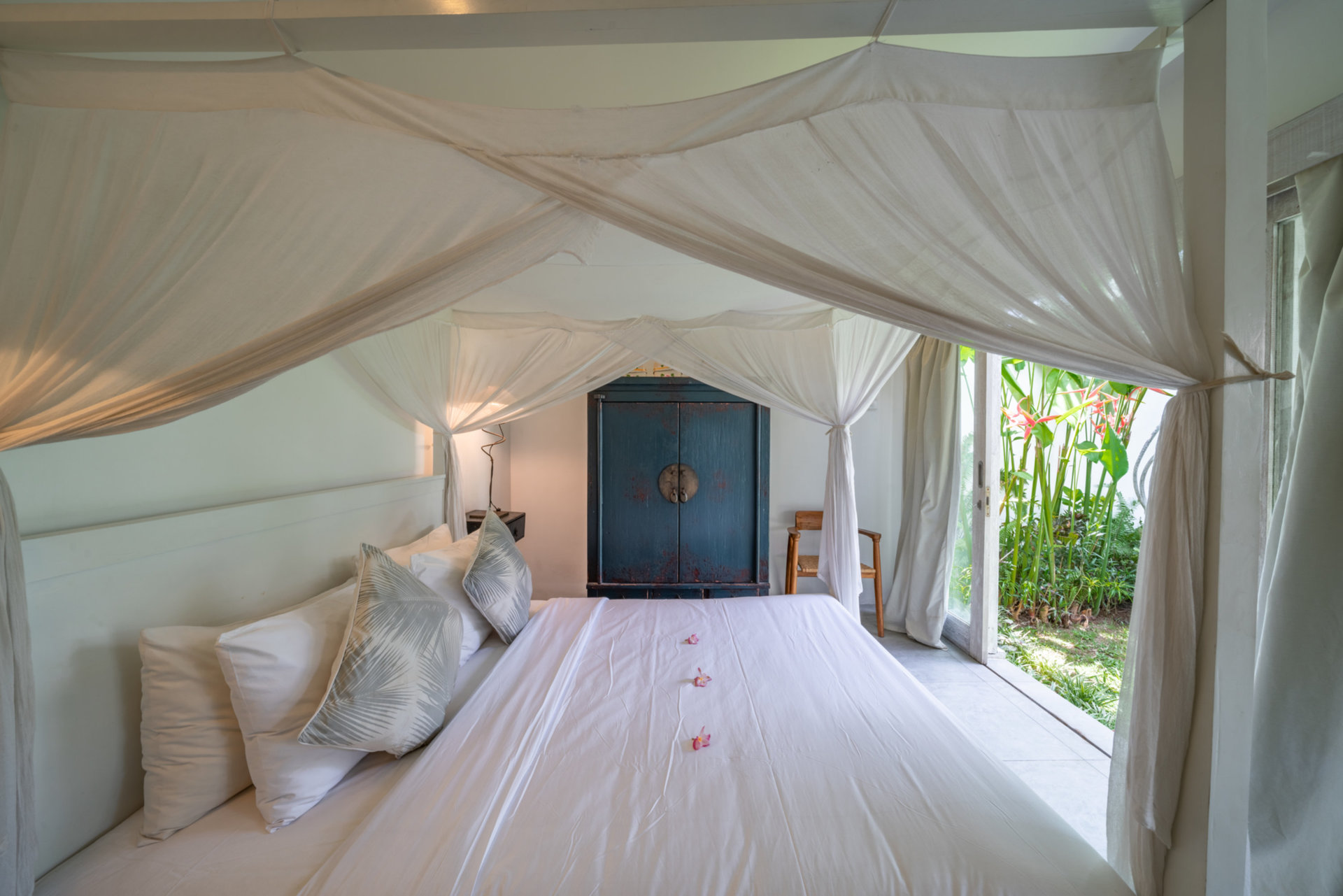 Najboljša počitniška vila s 5 zvezdicami v Kabupaten Badungu z zasebnim bazenom in polnim osebjem, Bali Villa 2099