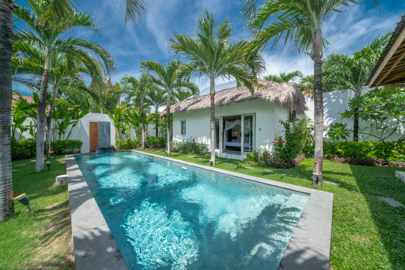 Najboljša počitniška vila s 5 zvezdicami v Kabupaten Badungu z zasebnim bazenom in polnim osebjem, Bali Villa 2099