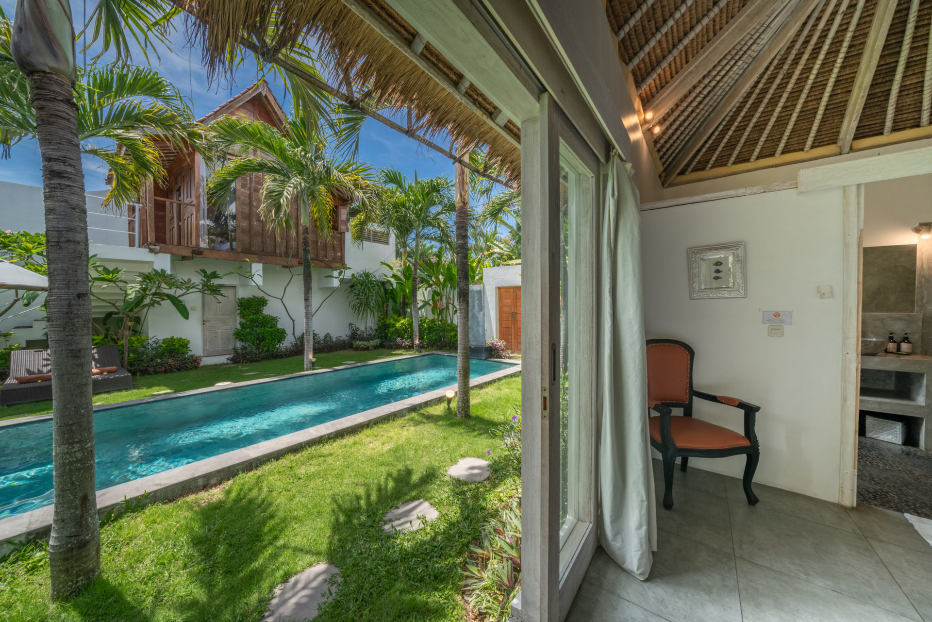Najboljša počitniška vila s 5 zvezdicami v Kabupaten Badungu z zasebnim bazenom in polnim osebjem, Bali Villa 2099
