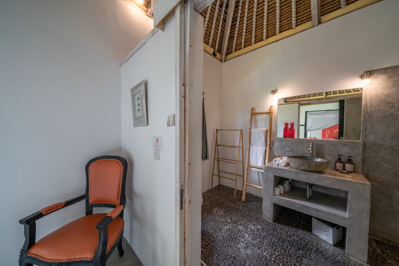 Najboljša počitniška vila s 5 zvezdicami v Kabupaten Badungu z zasebnim bazenom in polnim osebjem, Bali Villa 2099