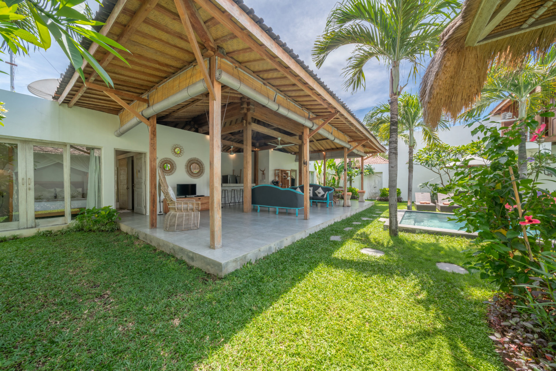Najboljša počitniška vila s 5 zvezdicami v Kabupaten Badungu z zasebnim bazenom in polnim osebjem, Bali Villa 2099