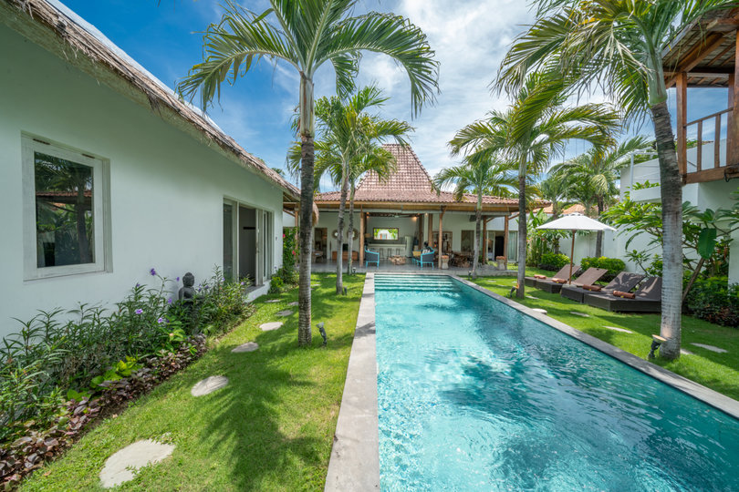 Najboljša počitniška vila s 5 zvezdicami v Kabupaten Badungu z zasebnim bazenom in polnim osebjem, Bali Villa 2099