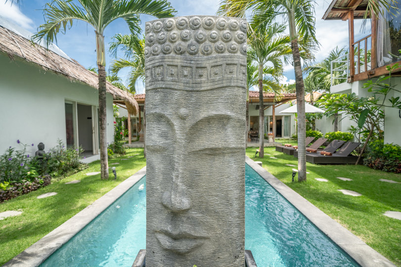 Najboljša počitniška vila s 5 zvezdicami v Kabupaten Badungu z zasebnim bazenom in polnim osebjem, Bali Villa 2099