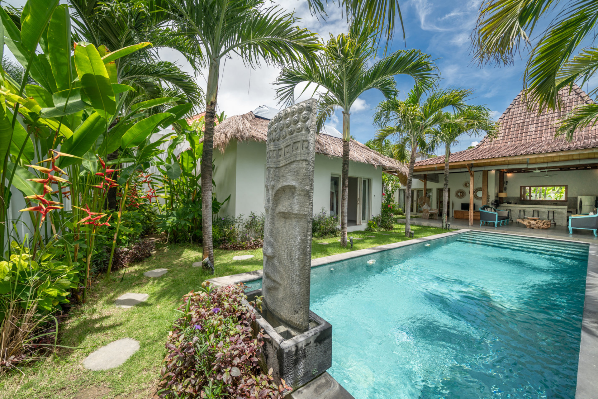 Najboljša počitniška vila s 5 zvezdicami v Kabupaten Badungu z zasebnim bazenom in polnim osebjem, Bali Villa 2099