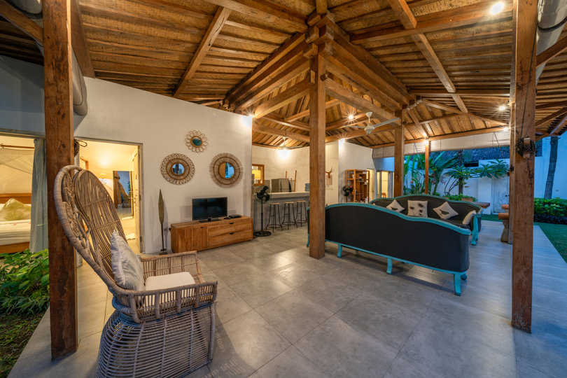Najboljša počitniška vila s 5 zvezdicami v Kabupaten Badungu z zasebnim bazenom in polnim osebjem, Bali Villa 2099