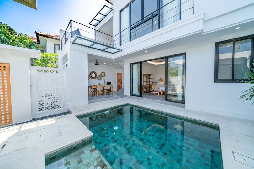 Najboljša počitniška vila s 5 zvezdicami v okrožju Badung z zasebnim bazenom in polnim osebjem, Bali Villa 2104