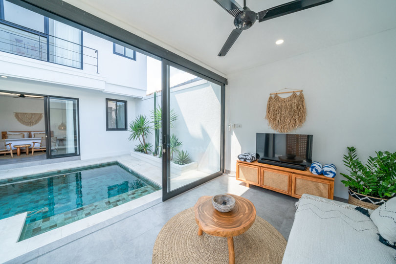 Najboljša počitniška vila s 5 zvezdicami v okrožju Badung z zasebnim bazenom in polnim osebjem, Bali Villa 2104
